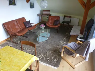 Ein Sitzbereich in der Unterkunft Ferienwohnung Schorfheide