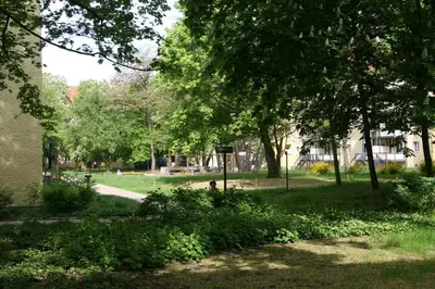 Ein Garten an der Unterkunft Apartment Prenzlauer Berg