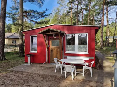 Das Gebäude in dem sich das Ferienhaus befindet