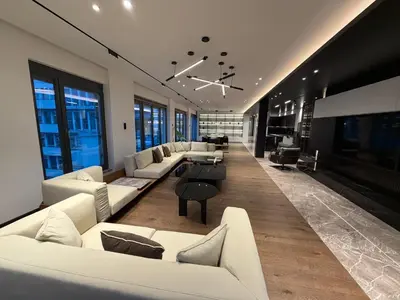Ein Sitzbereich in der Unterkunft Royal Penthouse Berlin