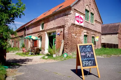 Das Gebäude in dem sich das Bed & Breakfast befindet