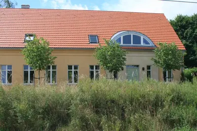 Das Gebäude in dem sich die Ferienwohnung befindet