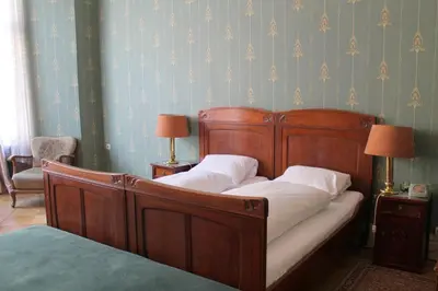 Ein Bett oder Betten in einem Zimmer der Unterkunft Hotel-Pension Funk am Kurfürstendamm