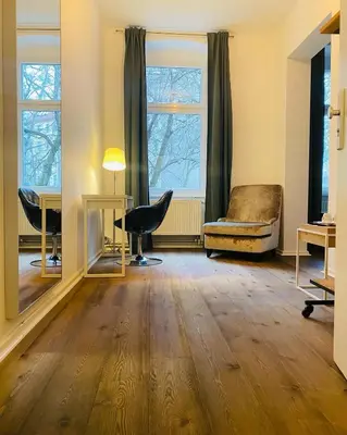 Ein Sitzbereich in der Unterkunft Jaspers Boutique Rooms