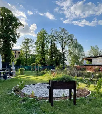 Ein Garten an der Unterkunft 