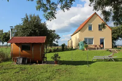 Ein Garten an der Unterkunft Ferienhaus Loose 8