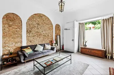 Ein Sitzbereich in der Unterkunft Arbio I Rustic Loft in Reuterkiez