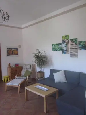 Ein Sitzbereich in der Unterkunft Ferienwohnung Pusteblume