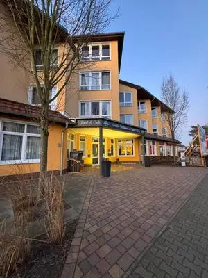 Das Gebäude in dem sich das Hotel befindet