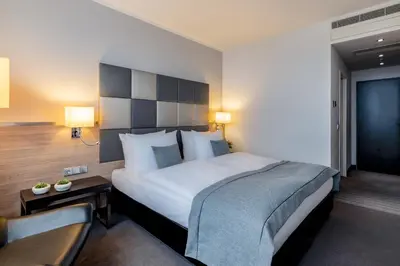 Ein Bett oder Betten in einem Zimmer der Unterkunft Garner Hotel Berlin - Spandau by IHG