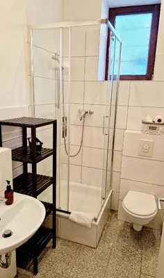 Ein Badezimmer in der Unterkunft Stylish & Cosy Apartment in Berlin, WiFi