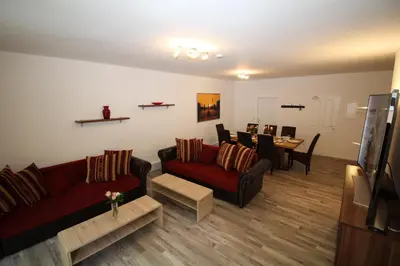 Ein Sitzbereich in der Unterkunft Apartments Tempelhof