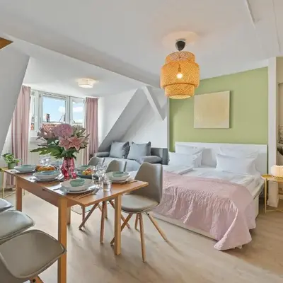 Holiday 33 Apartments ABCD Alexanderplatz