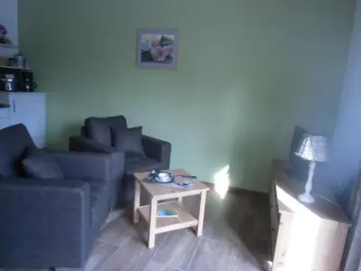 Ein Sitzbereich in der Unterkunft FeWo am Bogen-Biwak