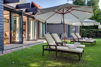 Ein Garten an der Unterkunft Hotel Strandhaus - Boutique Resort & Spa