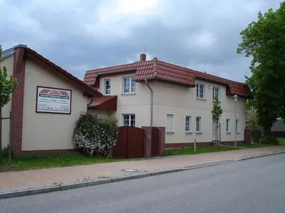 Das Gebäude in dem sich die Ferienwohnung befindet