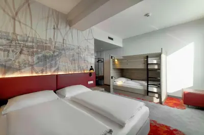 Ein Bett oder Betten in einem Zimmer der Unterkunft Campanile Berlin Brandenburg Airport
