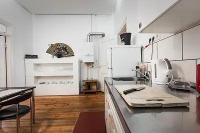 Küche/Küchenzeile in der Unterkunft 3 Bedroom Apartment (ACERE)