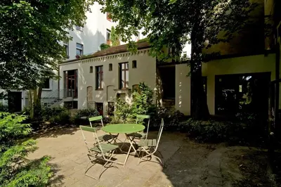 Ein Garten an der Unterkunft Pension Mädchenkammer