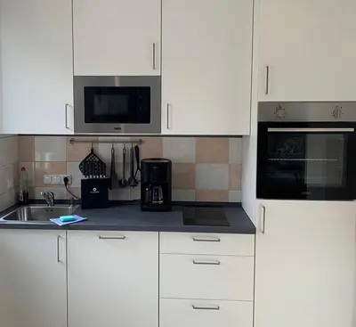 Küche/Küchenzeile in der Unterkunft Lovely Hohen Neuendorf