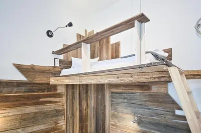 Grundriss der Unterkunft Quiet Courtyard Apartment (PB1)