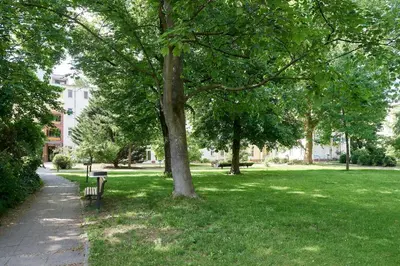 Ein Garten an der Unterkunft Gästehaus Lazarus