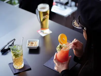 Getränke in der Unterkunft aletto Hotel Kudamm