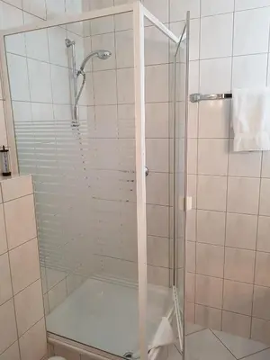 Ein Badezimmer in der Unterkunft Landhotel Trampe