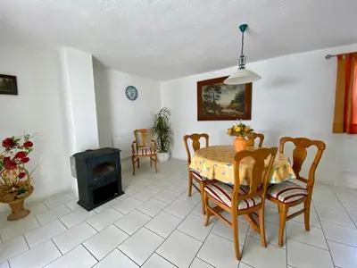Ein Sitzbereich in der Unterkunft Ferienhaus Schmidt