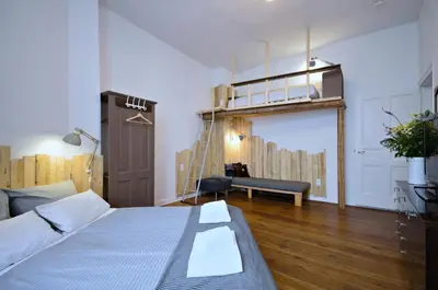 Ein Bett oder Betten in einem Zimmer der Unterkunft Ground Floor Apartment LAL