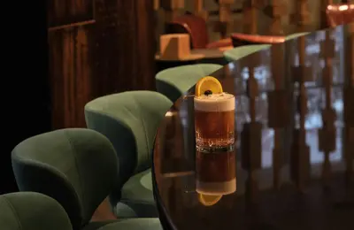Ein Sitzbereich in der Unterkunft The Posthouse Berlin Potsdamer Platz- Leonardo Limited Edition