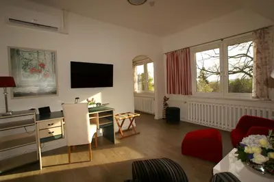 TV/Unterhaltungsangebot in der Unterkunft Zur Schönen Aussicht