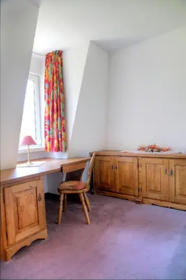 Ein Sitzbereich in der Unterkunft Hotel am Liepnitzsee