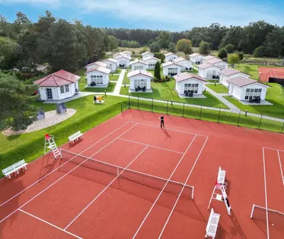 Tennis und/oder Squash in der Unterkunft Havellandhalle Resort - Hotel, Sport und Wellness oder in der Nähe