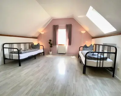 Ein Bett oder Betten in einem Zimmer der Unterkunft Ferienwohnung auf Pferdehof