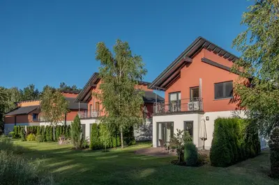 Ein Garten an der Unterkunft Ferienpark Rübezahl am Müggelsee