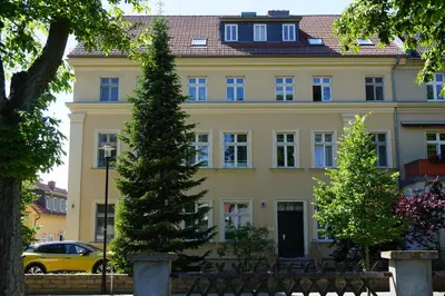 Das Gebäude in dem sich die Ferienwohnung befindet