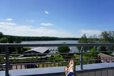 Ein Balkon oder eine Terrasse in der Unterkunft Apartmenthaus am Grienericksee