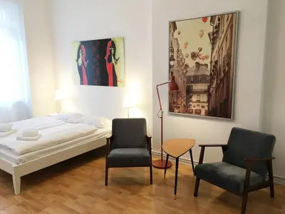 Ein Bett oder Betten in einem Zimmer der Unterkunft Downtown Apartment Berlin Friedrichshain