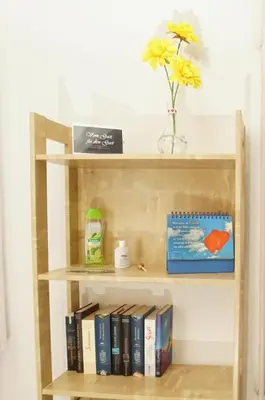 Die Bibliothek in der Pension