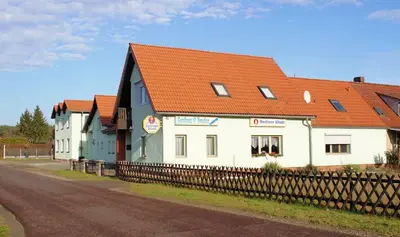 Das Gebäude in dem sich die Pension befindet