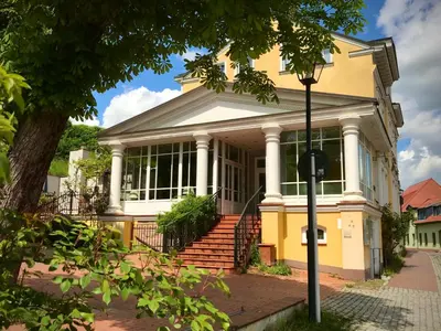 Das Gebäude in dem sich das Bed & Breakfast befindet