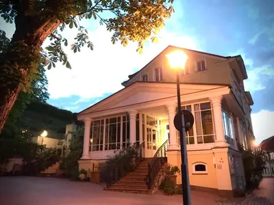 Das Gebäude in dem sich das Bed & Breakfast befindet