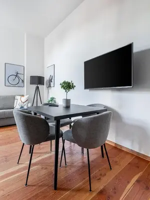 TV/Unterhaltungsangebot in der Unterkunft Limehome Berlin Malmöer Straße
