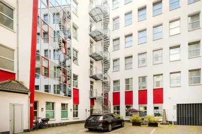 Das Gebäude in dem sich das Hotel befindet