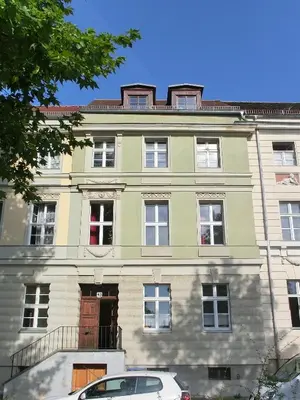 Das Gebäude in dem sich die Ferienwohnung befindet