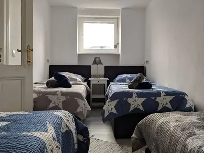 Ein Bett oder Betten in einem Zimmer der Unterkunft R Berlin City Center Kreuzberg TOP Location