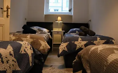 Ein Bett oder Betten in einem Zimmer der Unterkunft R Berlin City Center Kreuzberg TOP Location