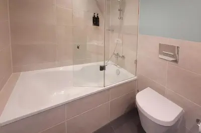 Ein Badezimmer in der Unterkunft Garner Hotel Berlin - Mitte by IHG