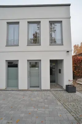 Das Gebäude in dem sich die Ferienwohnung befindet